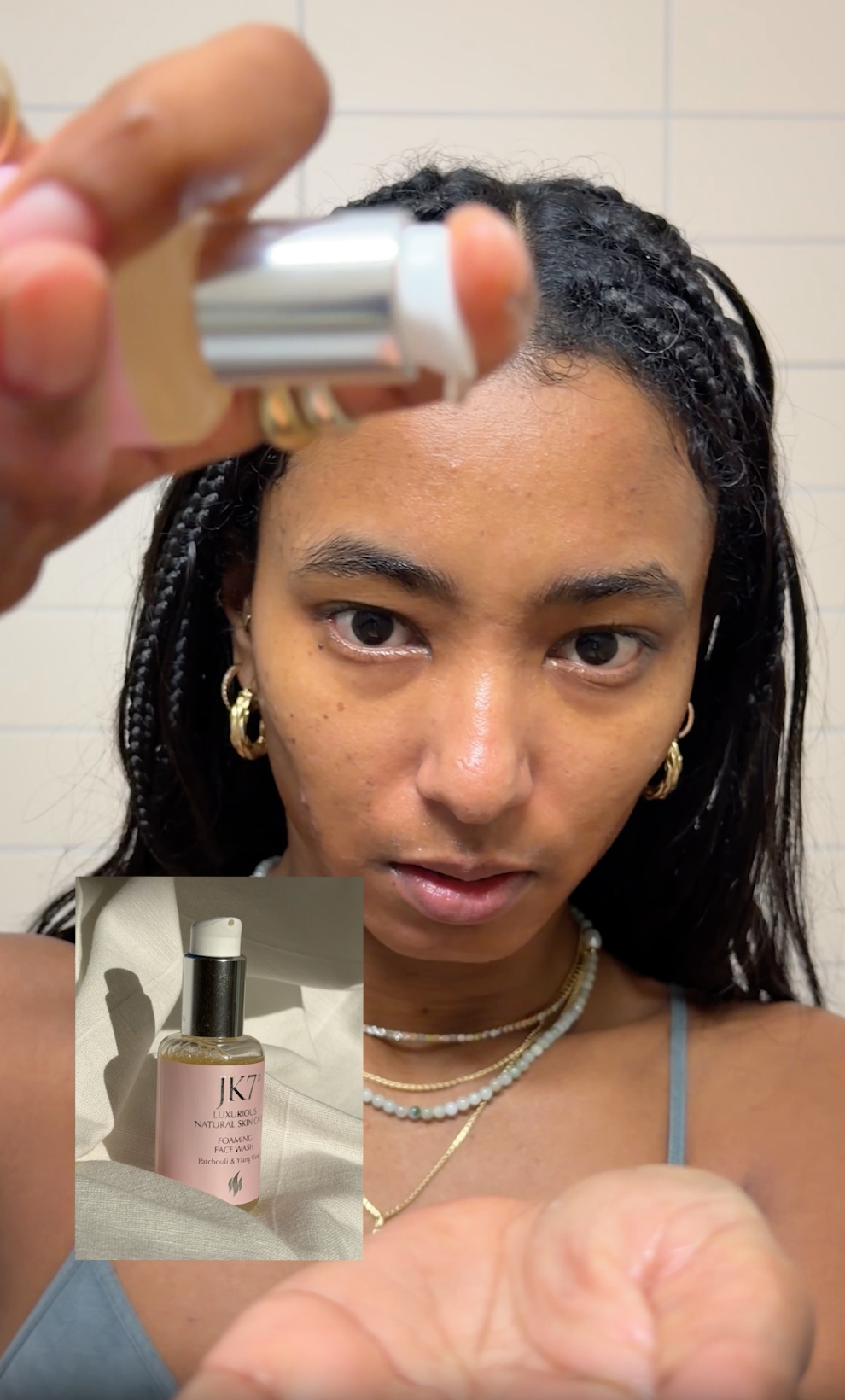 Foaming Face Wash appication